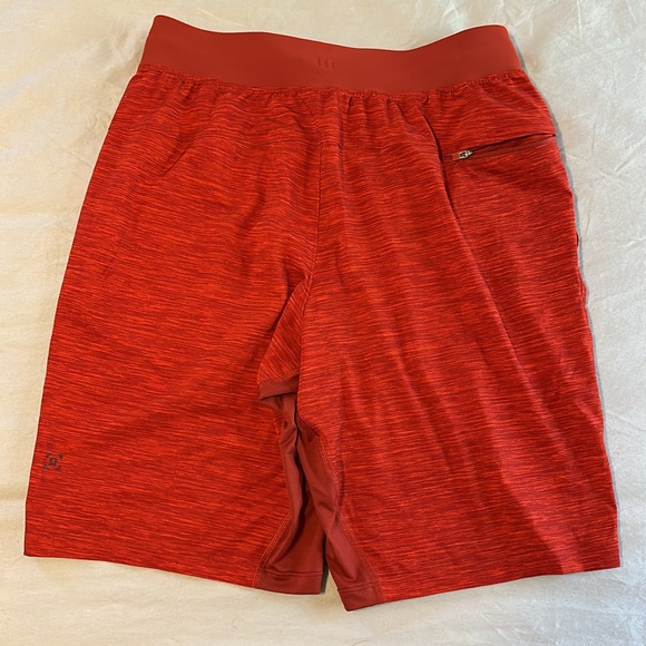 Lululemon Men’s Pace Breaker 9 inch linerless shorts - Picture 2 of 4